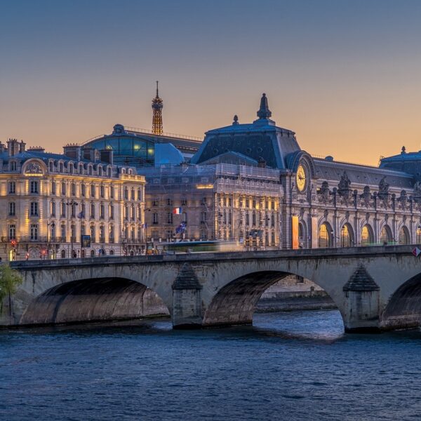 Stolica Francji - najbardziej romantyczne miasto na świecie